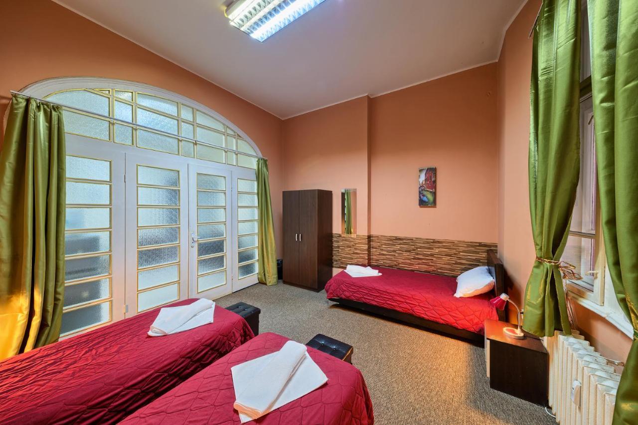 Guest House 32 София Экстерьер фото